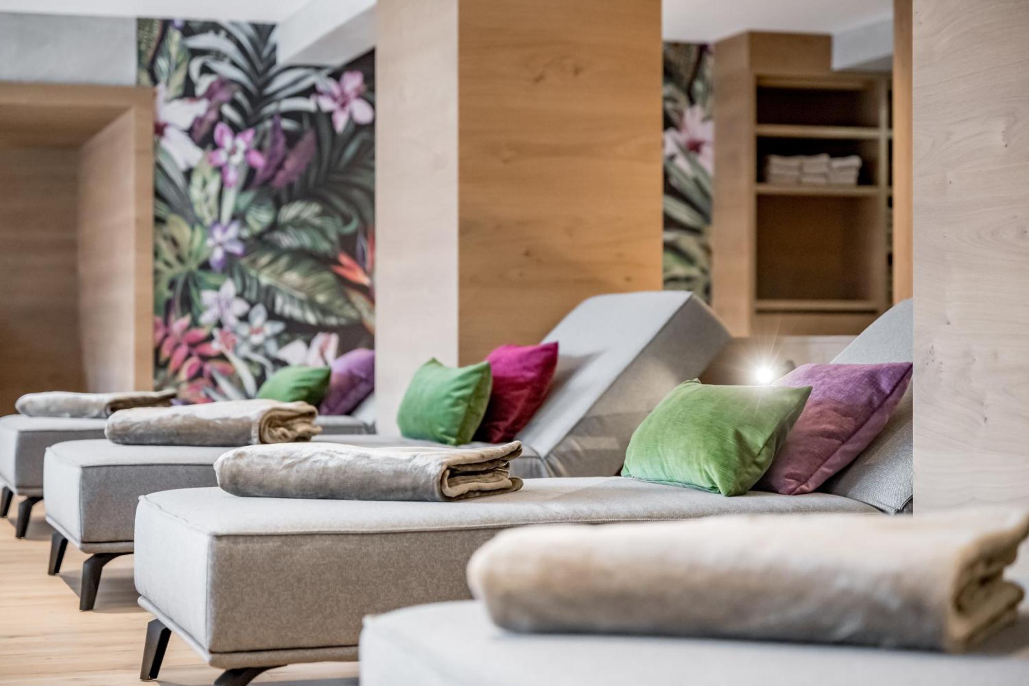 Tilia Living - B&B Mit Dem Komfort Eines Kleinen, Feinen Hotels Ried im Oberinntal Kültér fotó