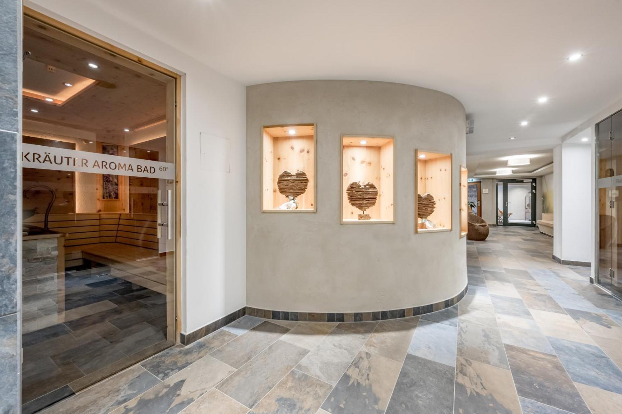 Tilia Living - B&B Mit Dem Komfort Eines Kleinen, Feinen Hotels Ried im Oberinntal Kültér fotó