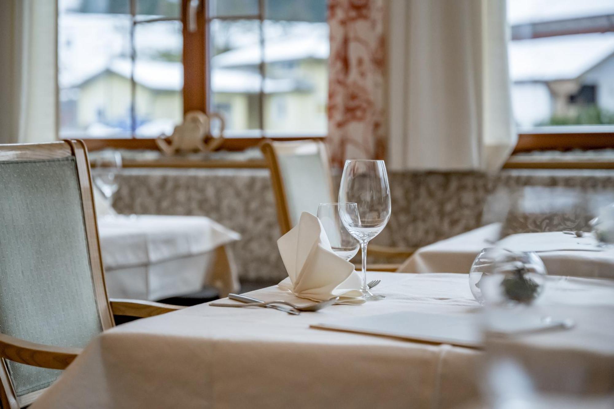Tilia Living - B&B Mit Dem Komfort Eines Kleinen, Feinen Hotels Ried im Oberinntal Kültér fotó