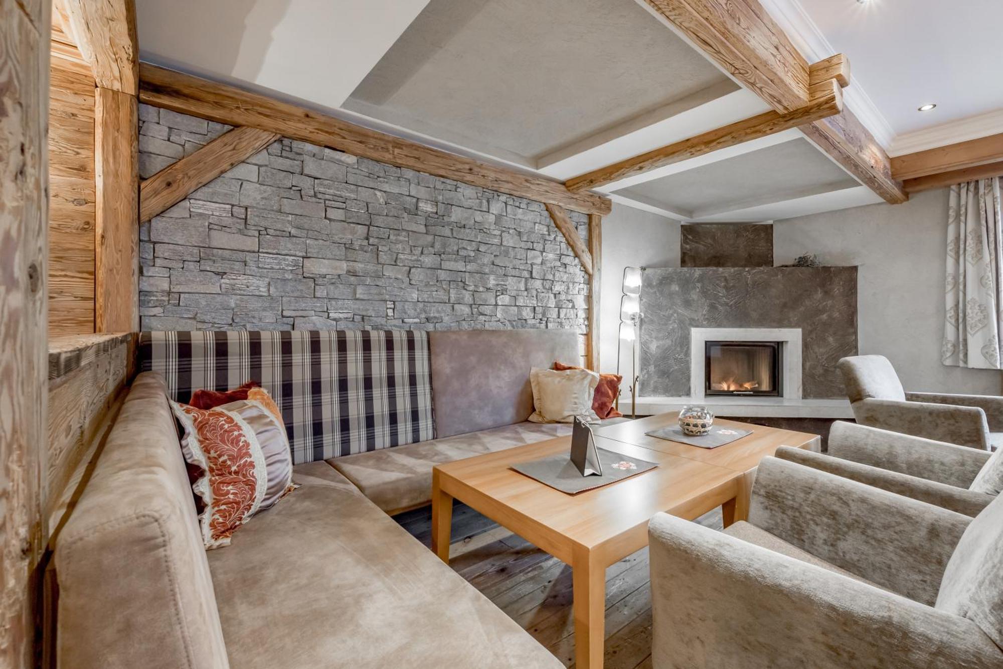 Tilia Living - B&B Mit Dem Komfort Eines Kleinen, Feinen Hotels Ried im Oberinntal Kültér fotó