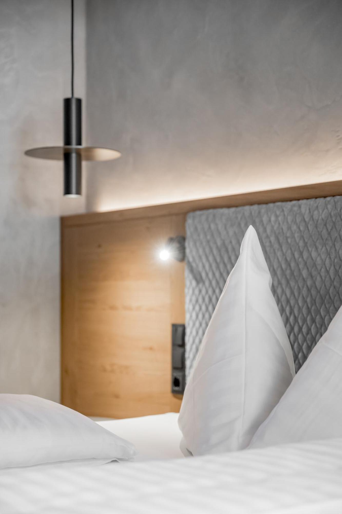 Tilia Living - B&B Mit Dem Komfort Eines Kleinen, Feinen Hotels Ried im Oberinntal Kültér fotó