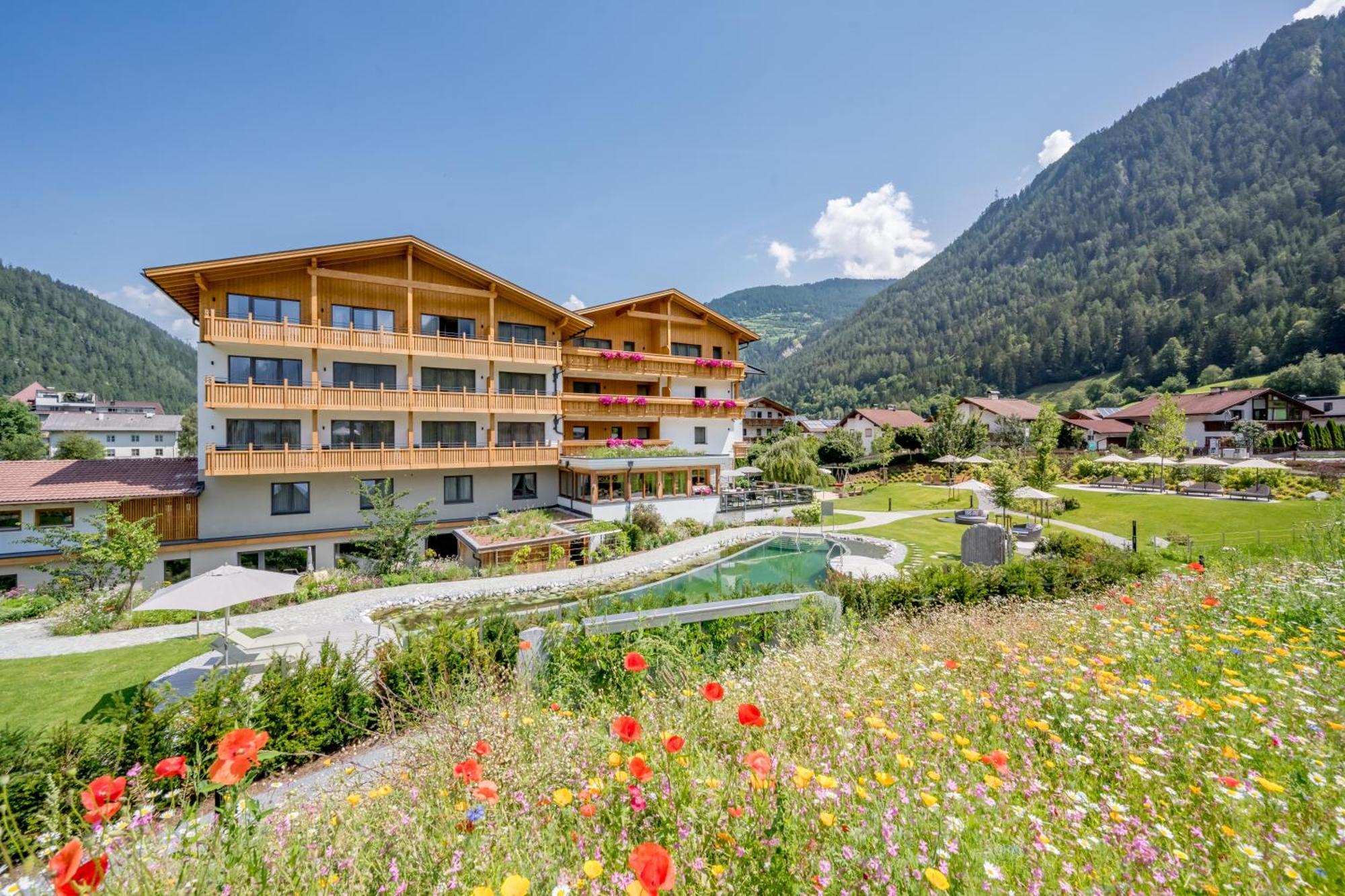 Tilia Living - B&B Mit Dem Komfort Eines Kleinen, Feinen Hotels Ried im Oberinntal Kültér fotó