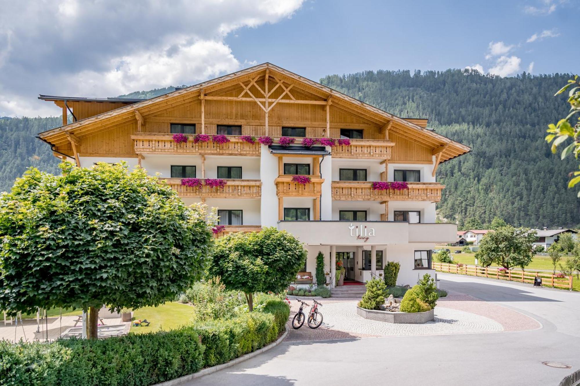 Tilia Living - B&B Mit Dem Komfort Eines Kleinen, Feinen Hotels Ried im Oberinntal Kültér fotó